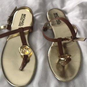 Girls Michael Kors sandels